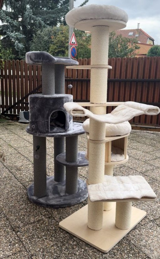 Škrabadlo XXL Gigant Stříbrňáček, 75 x 75 x 165cm, extrémně stabilní s masivními sloupy